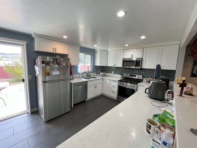 Building Photo - Charming 3-Bedroom Home in the Heart of Santee – Prime Location Near Parks and Schools! *$500.00 ...