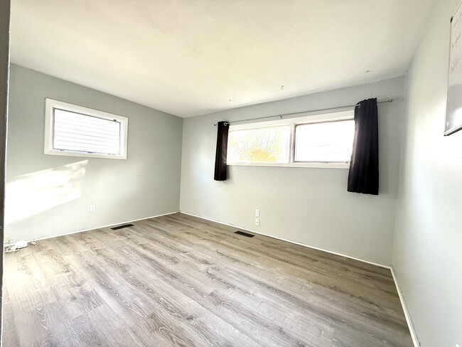 Building Photo - 2626 Corvalis Ave