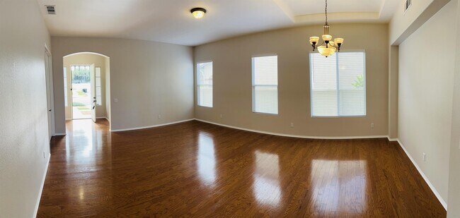 Building Photo - 3799 Holly Springs Dr