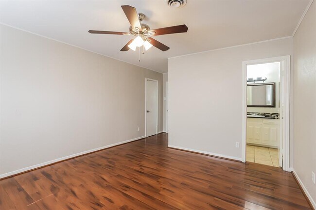 Foto del edificio - 12115 Hillcroft St