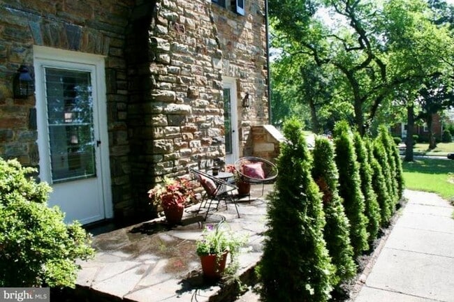 Building Photo - 4006 Loch Raven Blvd