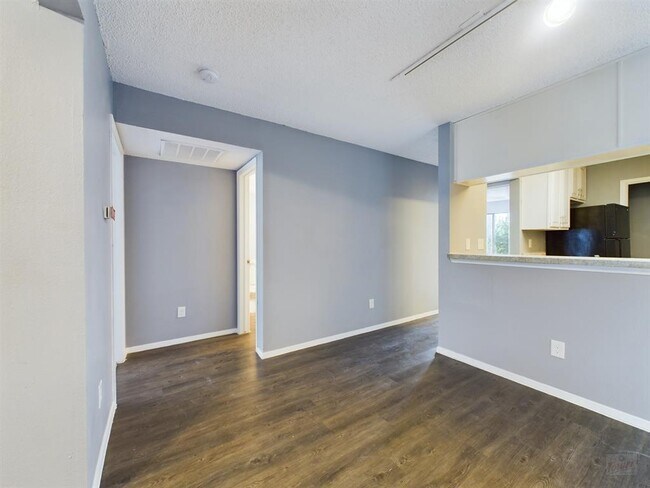 Foto del edificio - 806 W 24th St