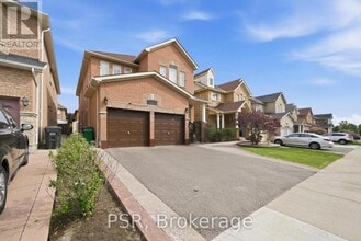 Building Photo - 426 Arrowsmith Dr