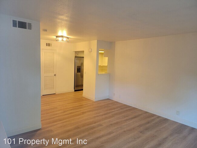 Building Photo - 1 br, 1 bath House - 7620 Hollister Ave # 110