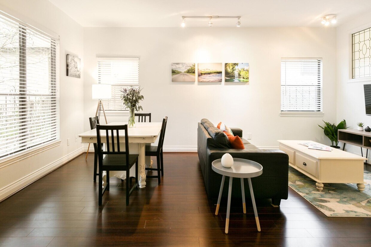 Primary Photo - 3909 Avenue C
