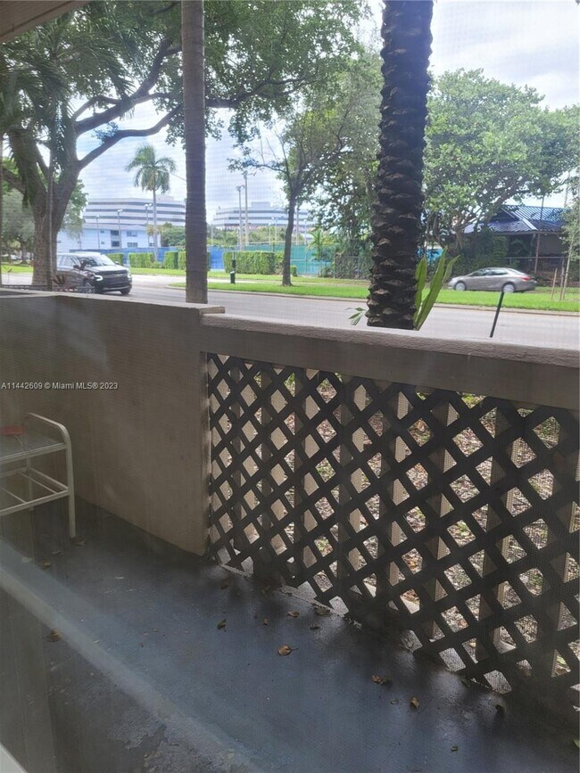 Foto del edificio - 1800 Sans Souci Blvd