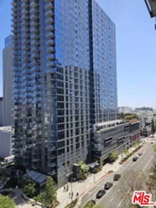 Building Photo - 1111 S Grand Ave