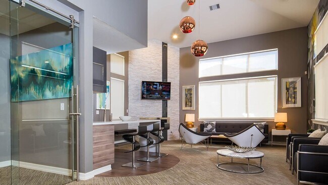 Foto del edificio - 440 Strathmore Ln