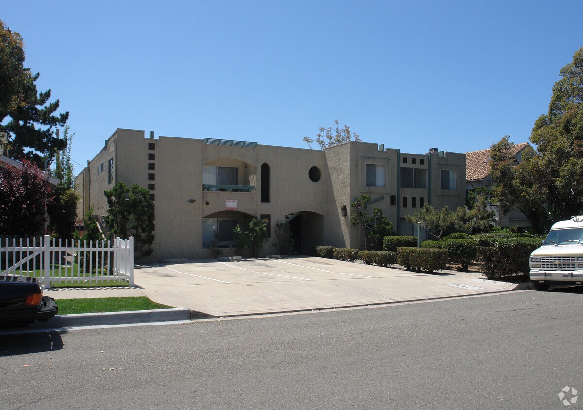 Foto principal - 1433 Thomas Ave