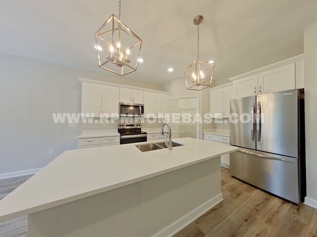 Foto del edificio - Stunning 2024 Build — Modern Finishes, Move-In Ready!