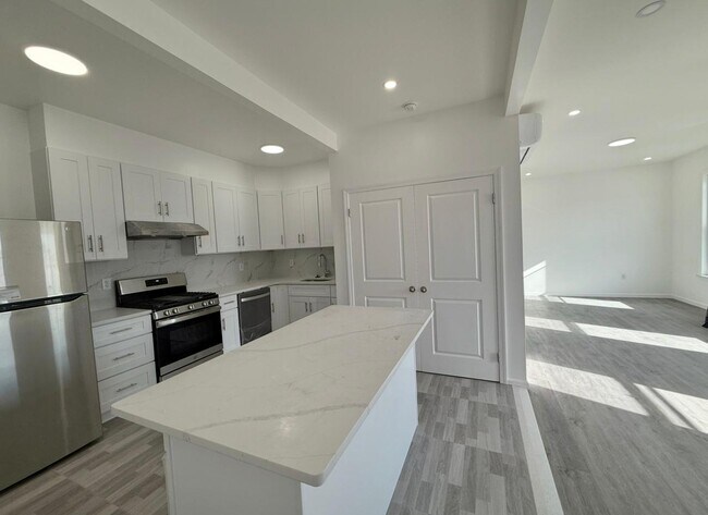 Foto del edificio - 17 Kearny Ave