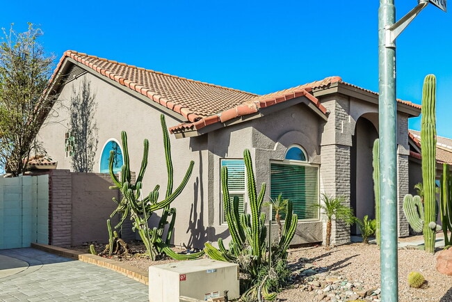 Building Photo - 4317 W Electra Ln