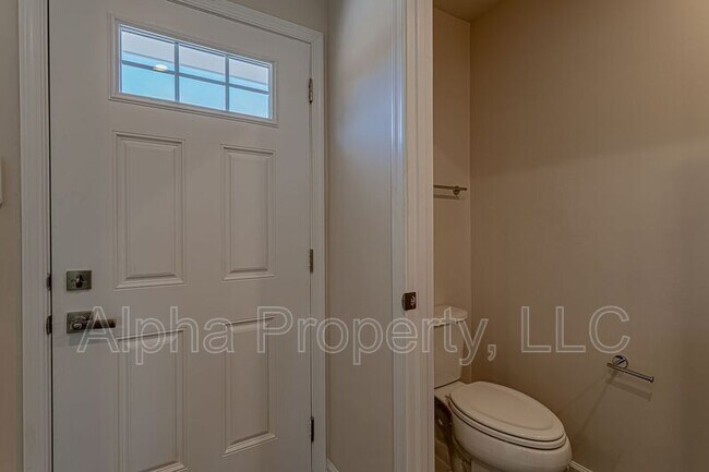 Foto del edificio - 3002 Oaksmere Dr