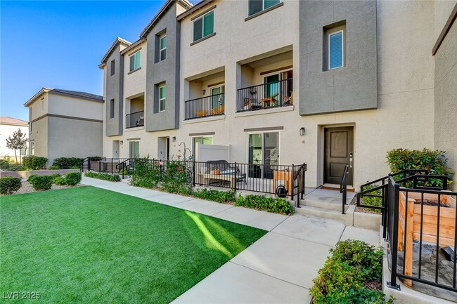 Foto del edificio - 2824 Copper Wind Ln