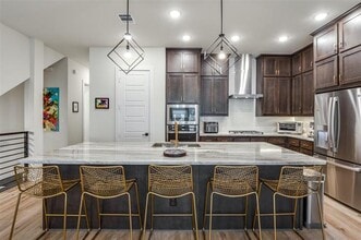 Building Photo - 1053 Manacor Ln