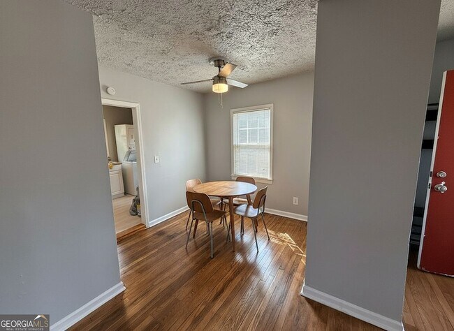 Foto del edificio - 1624 Terry Mill Rd SE