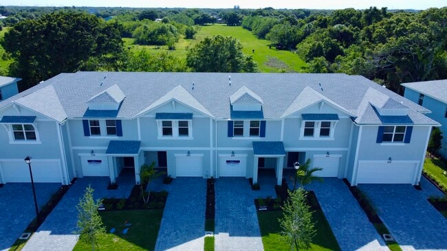 Building Photo - 500 Salisbury Cir