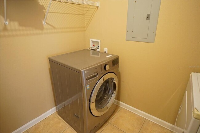 Building Photo - 18004 Villa Creek Dr