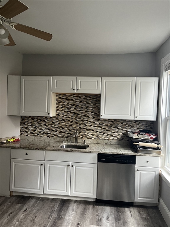 Building Photo - 10 Intervale St
