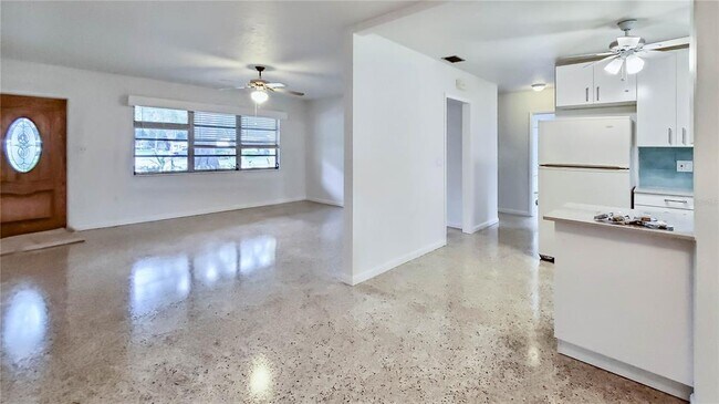 Foto del edificio - 3266 Jolson Dr