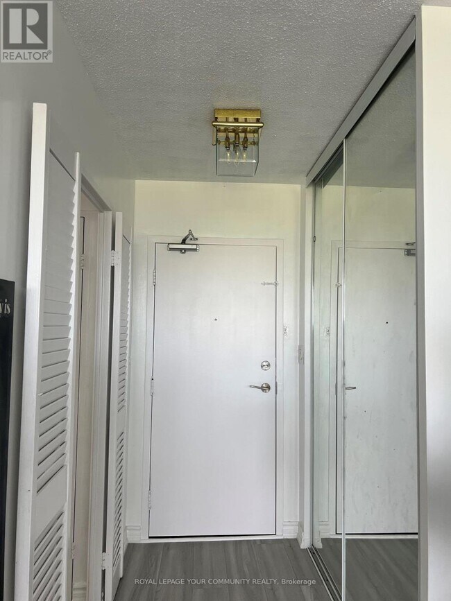 Photo du bâtiment - 15 Vicora Linkway