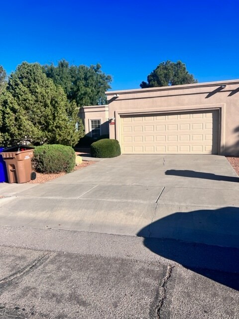 Foto del edificio - 2357 Saturn Cir