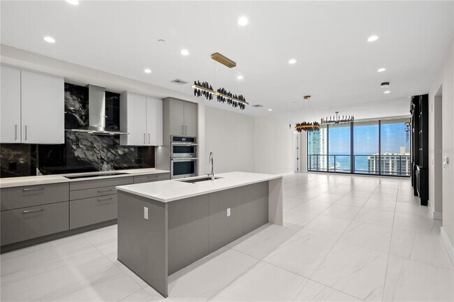 Foto del edificio - 275 1st Ave S