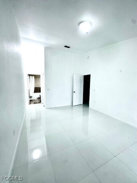 Foto del edificio - 12505 McGregor Blvd