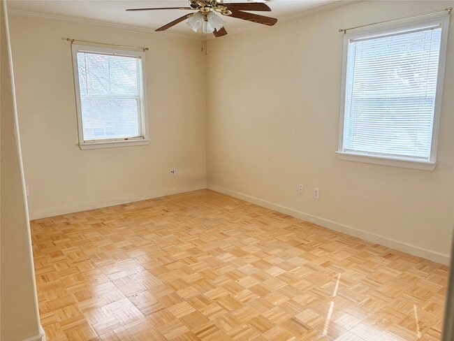 Foto del edificio - 6615 Overlook Dr