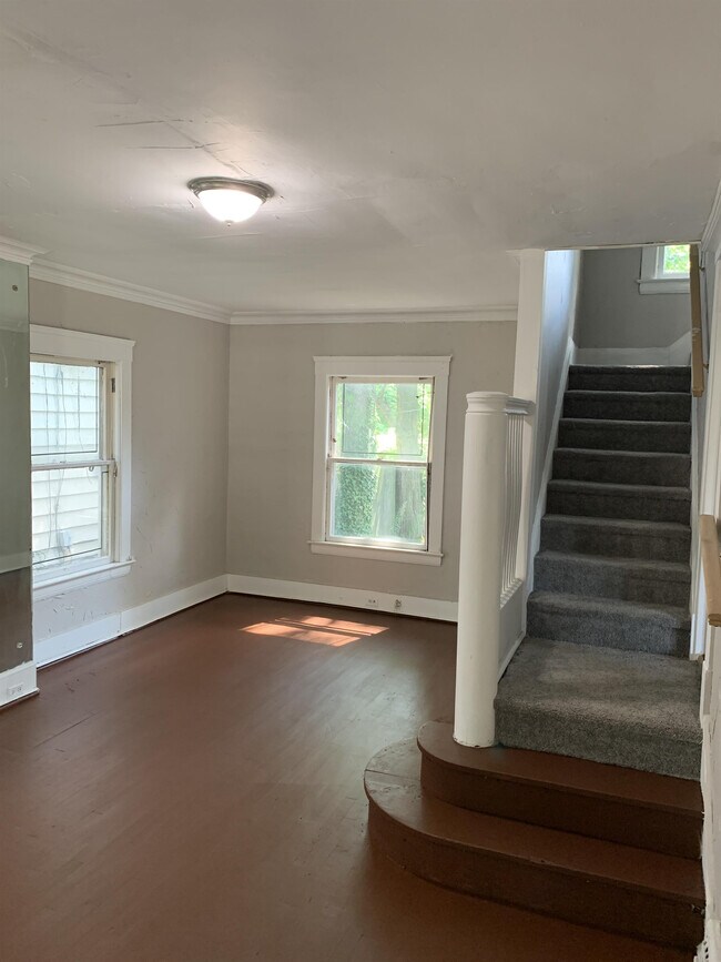 Foto del edificio - 11606 Castlewood Ave