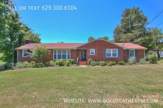 Building Photo - 3747 Westport Dr