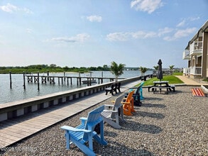 Building Photo - 1382 Ocean Ave