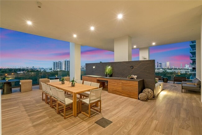 Foto del edificio - 16395 Biscayne Blvd