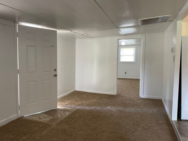 Foto del edificio - 2 bdrm singlewide with additions