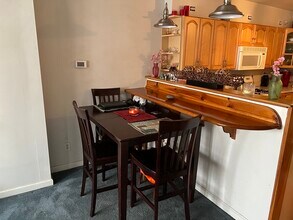 Building Photo - 802 Clayton St