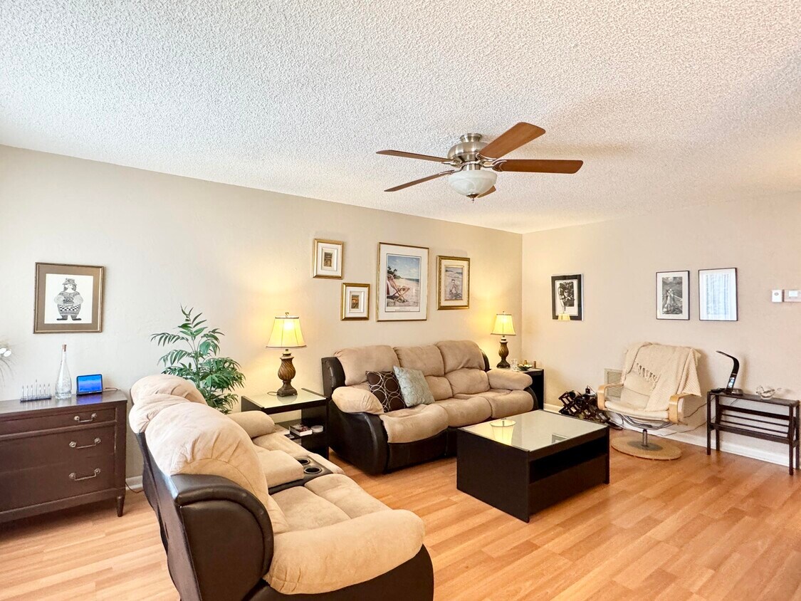 Foto principal - 2840 Cynthia Ln