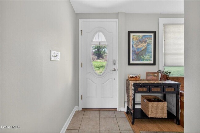 Foto del edificio - 15 Chase Ln