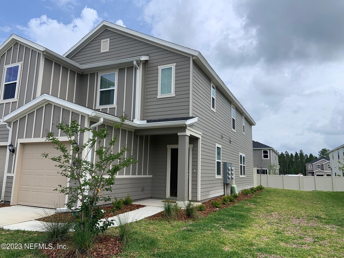 Foto principal - 7795 Merchants Way