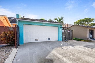 Building Photo - 123 Adams Ave