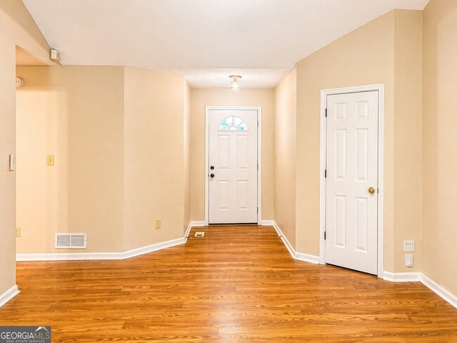 Building Photo - 217 Briarpatch Ct
