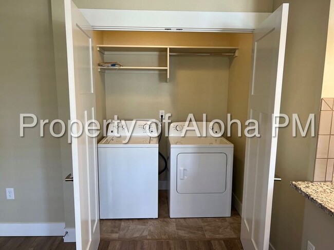 Foto del edificio - 3586 E Grand Forest Dr