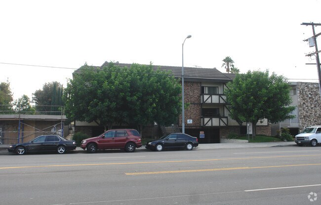 Foto del edificio - Burbank Garden Apartments