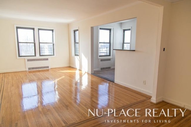 Building Photo - 16520 Highland Ave