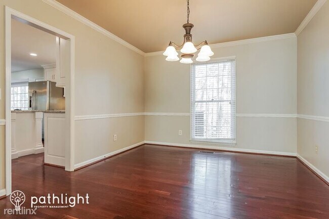 Foto del edificio - 4 br, 2.5 bath House - 1209 River Rd UNIT