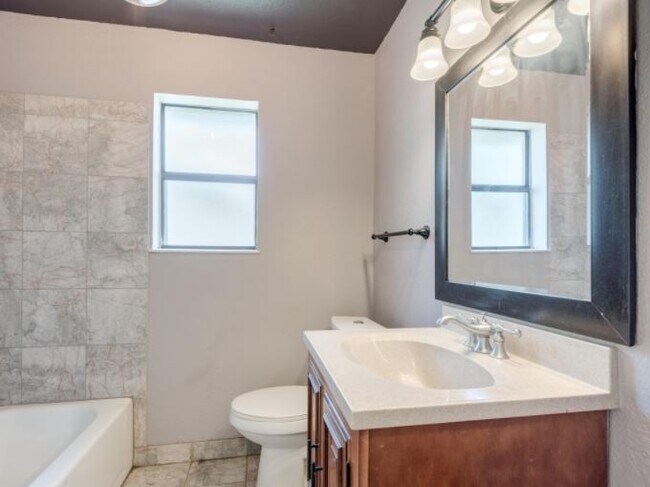 Building Photo - 6509 Alta Vista Drive