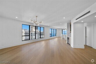 Building Photo - 4451 Gulf Shore Blvd N