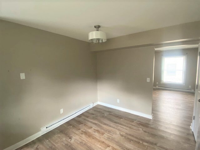 Building Photo - 306 Heustis St