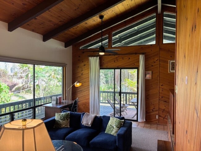 Building Photo - 2 Bedroom / 1 Bath House in HPP