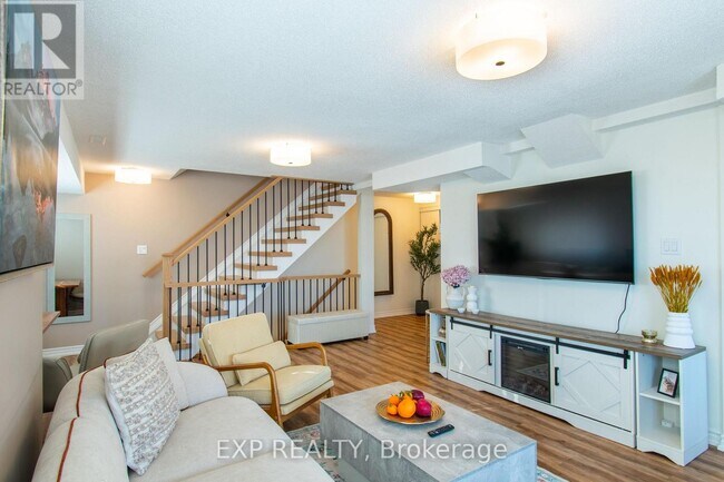 Photo du bâtiment - 83 Goodwin Dr