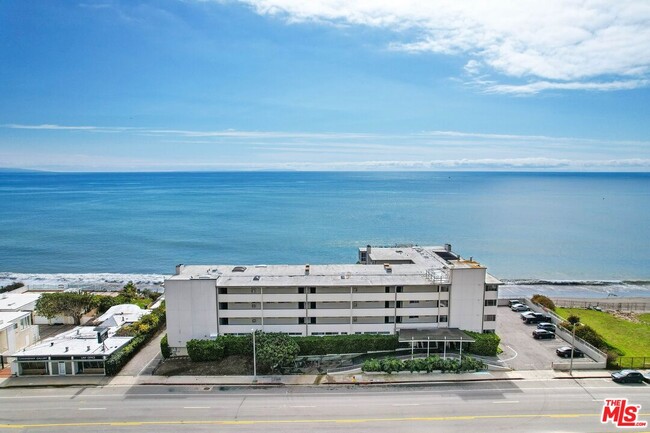 Foto del edificio - 22548 Pacific Coast Hwy